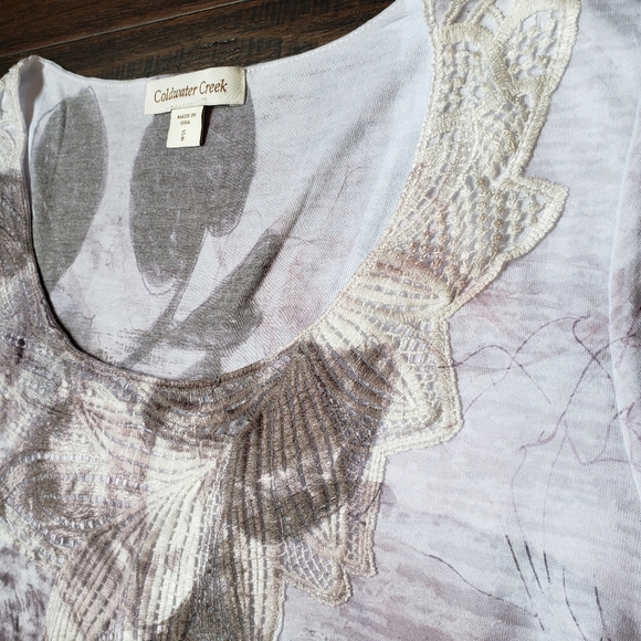 Coldwater Creek Floral Lite Lavender Lined Scoop Neck Lace T-Shirt NWOT - Picture 5 of 13